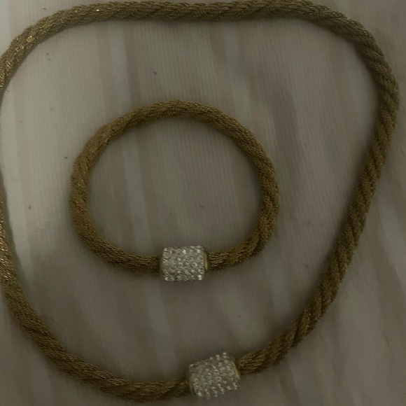 Gold rope necklace set - Picture 12 of 15